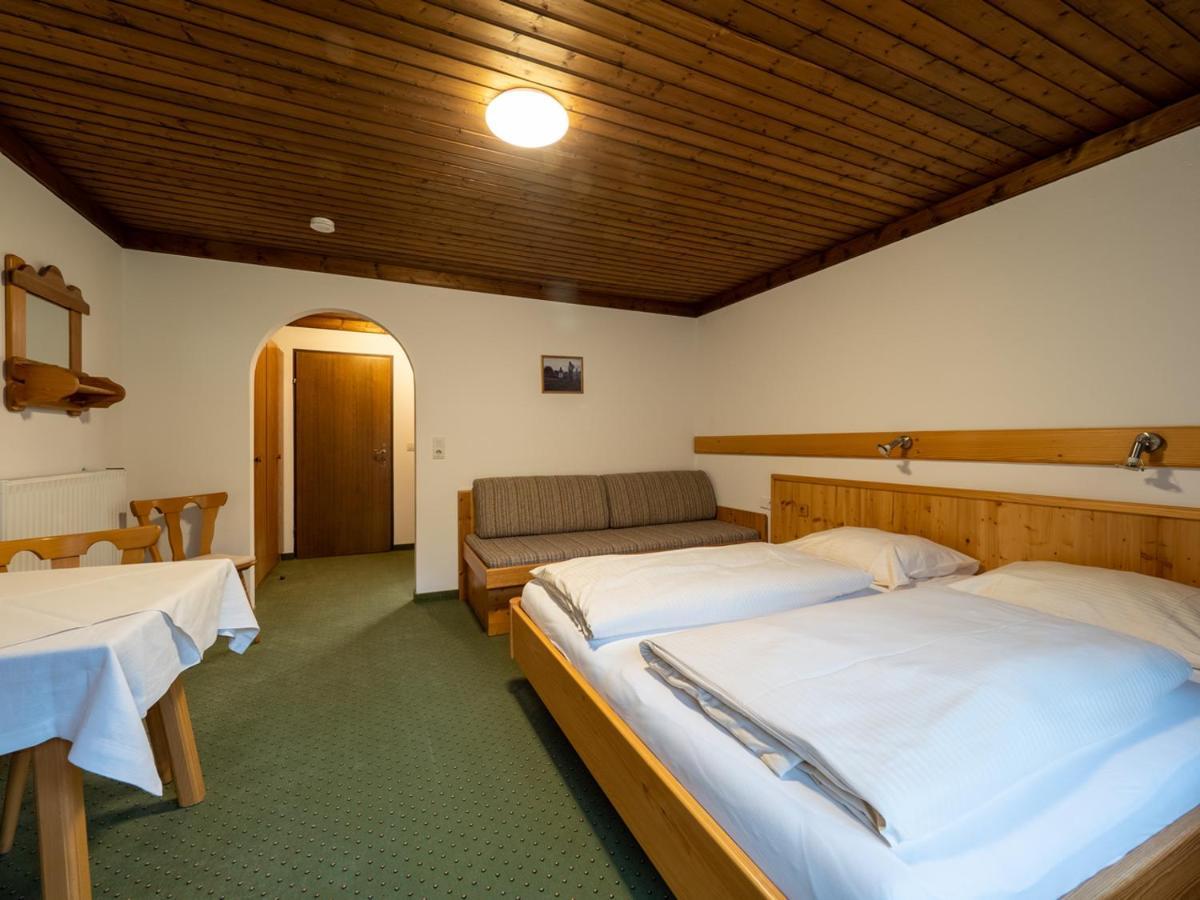 Brandtnerhof Betriebe Aparthotel Waidring Exterior photo