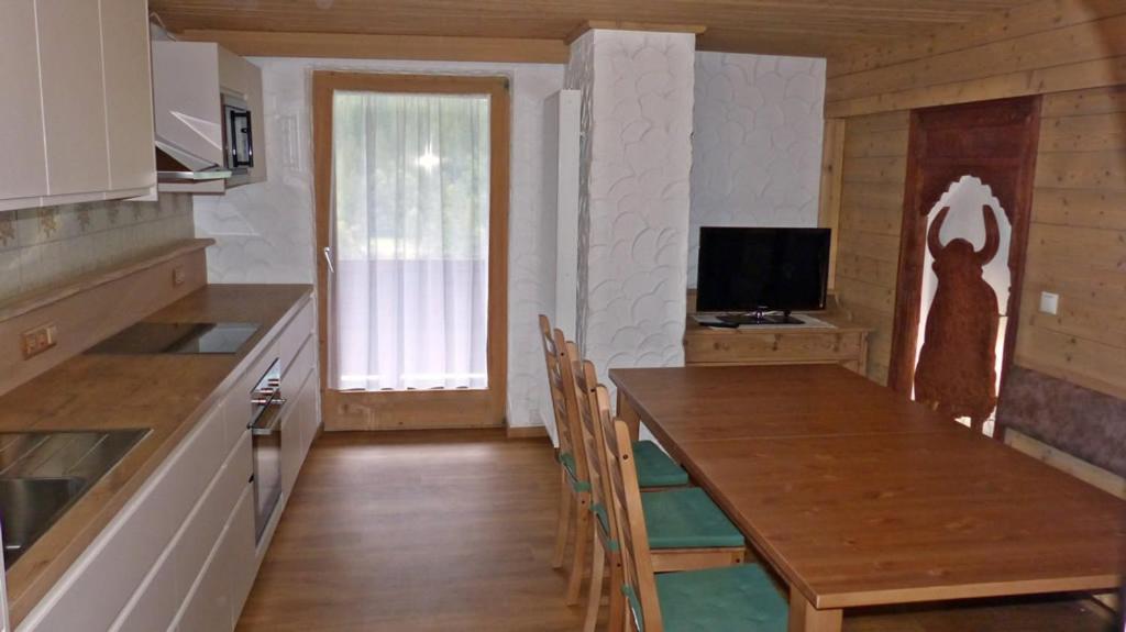 Brandtnerhof Betriebe Aparthotel Waidring Room photo
